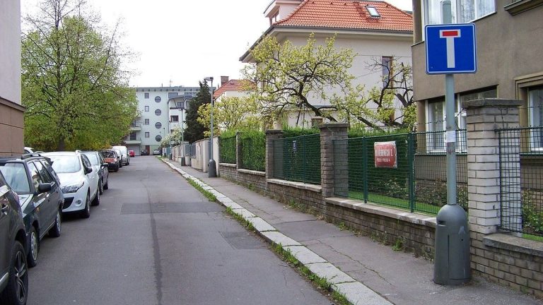 ulice silnice auta slepa ulice znacka