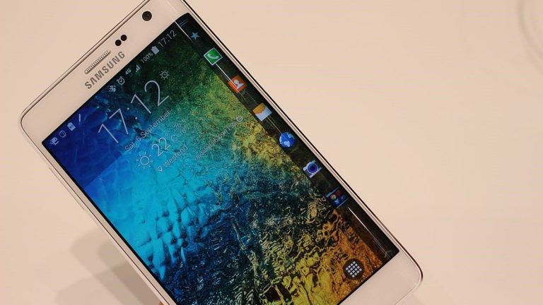 Lidem, kteří jsou pojištěni u VZP právě chodí falešné zprávy. Po jejich přečtení přichází o všechny své peníze 1 mobil telefon 1
