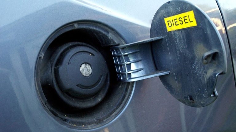 nafta diesel tankovani pohonne hmoty
