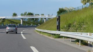 Řidiči, tomuto úseku se vyhněte obloukem: Je tam přes 60 radarů. Jen minulý rok díky nim obrali řidiče o 74 milionů