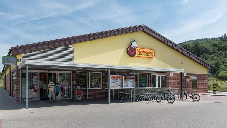 biedronka obchod rezetec polsko