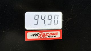 Benzín za 94,90 Kč za 1 litr: Momentálně je ve slevě do 30. listopadu. Od prosince bude stát daleko víc