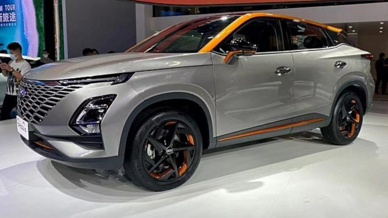 auto omoda 5