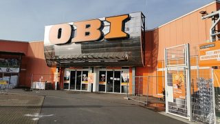 Řetězec Obi právě rozjel masivní slevy. Ceny jako za starých časů, přesně tohle jsme potřebovali