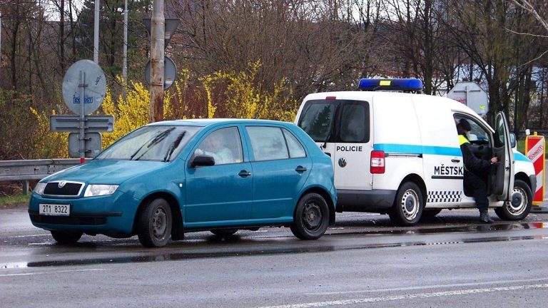 auto policie pokuta