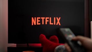 Netflix bude úplně zdarma. Nemusíte už zaplatit ani korunu, má to však menší háček