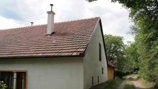 Důležité: Češi, kteří mají na svém domě komín riskují dnes a denně pokutu 100 000 korun. Úřady se s tím nemažou
