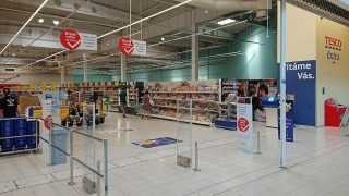 Přehled 10 nejčastějších triků v obchodech. Chtějí z našich kapes vyždímat co nejvíce peněz. Alespoň na jeden z nich naletěl každý