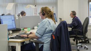 Velký zaměstnavatel jde ve velkém propouštět. O práci přijde spousta Čechů, musíme se na to připravit