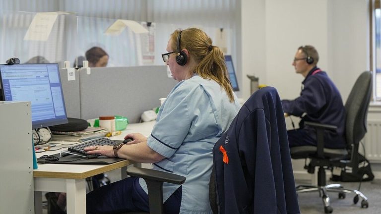 Volno na Velikonoce 2025: V jaké dny se na něj letos můžeme těšit? Přinášíme odpověď 1 prace kancelar call centrum