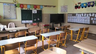 Na žáky základních škol čekají brzké letní prázdniny, letos totiž začnou neobvykle dříve