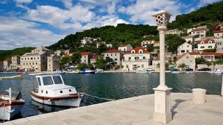 Kam se hrabou Maledivy. V této relativně levné destinaci zažijete dovolenou snů a na turisty tu téměř nenarazíte