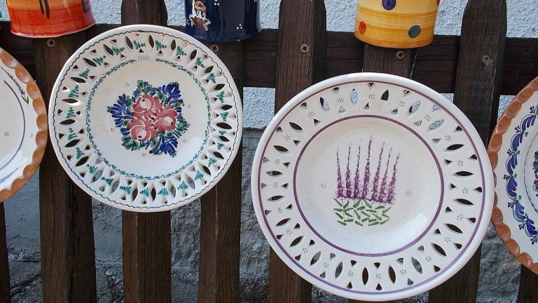 talire nadobi porcelan