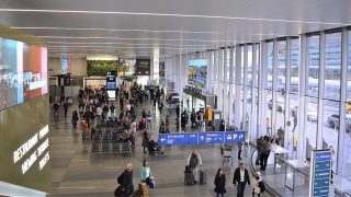 Novinky na pražském letišti 2025: Kdo o nich nebude včas vědět, bude velmi nepříjemně překvapen