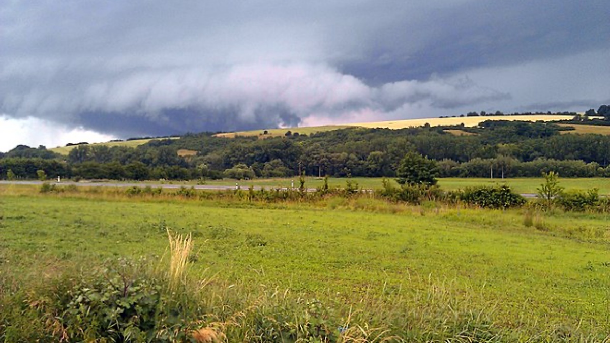 Jaké bude počasí v průběhu celého léta 2025? Česko zažije masivní extrémy. Meteoroložka Honsová řekla, jaké teploty nás čekají