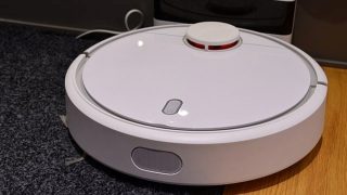 Máte chytrý vysavač? Hackeři díky němu přesně vědí, kde se nachází váš byt a jak vypadá