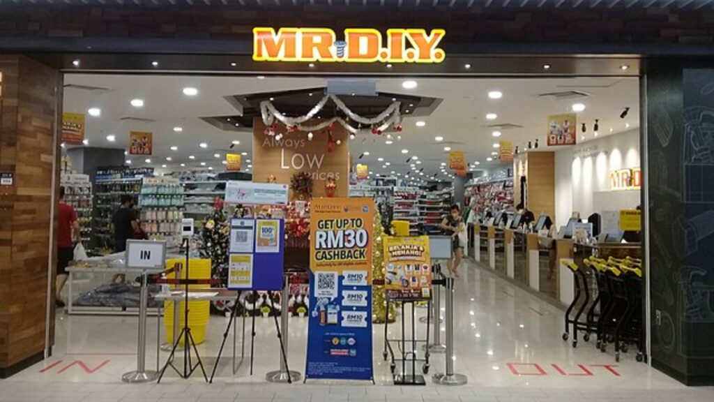 Do Česka míří nový obchodní řetězec: Lidé už se nemohou dočkat, přesně to tady chybělo 2 mr diy obchod