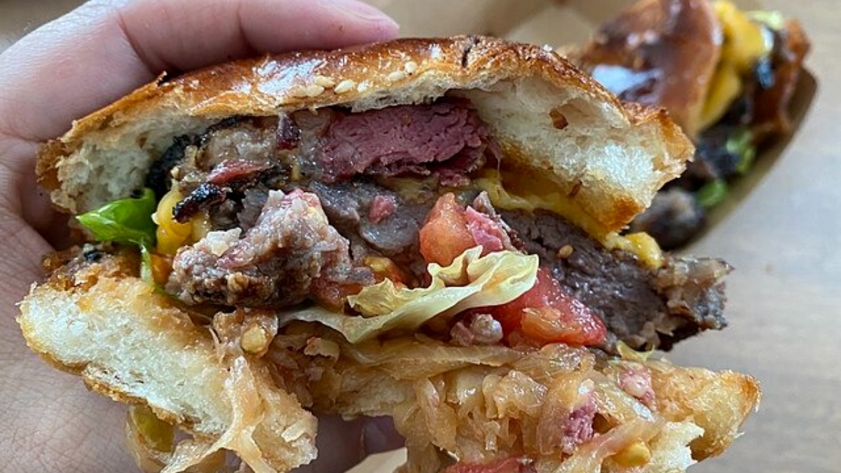 Hamburger za 219 000 Kč? To je nová realita, musíme si zvyknout