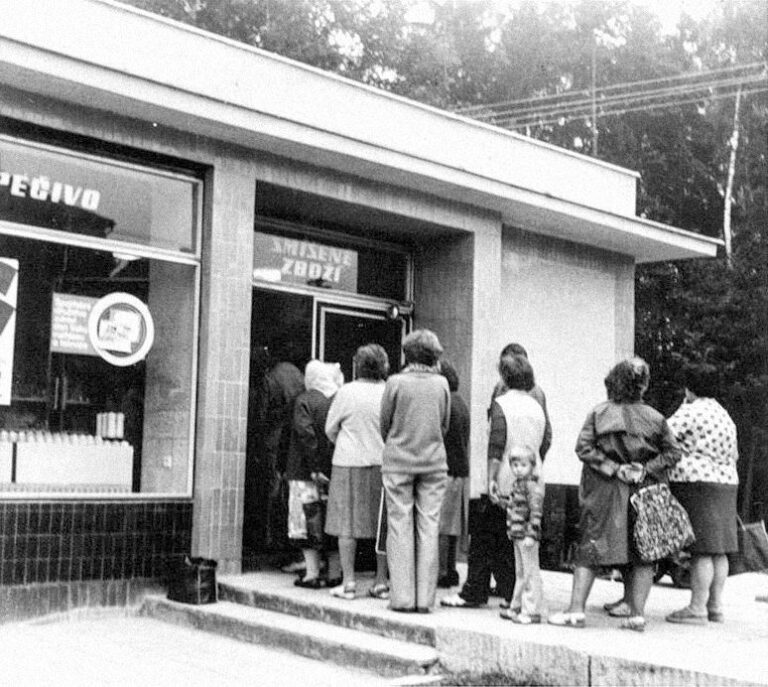 45a0c08327863339b079cefec8f6a3b9 resize774692