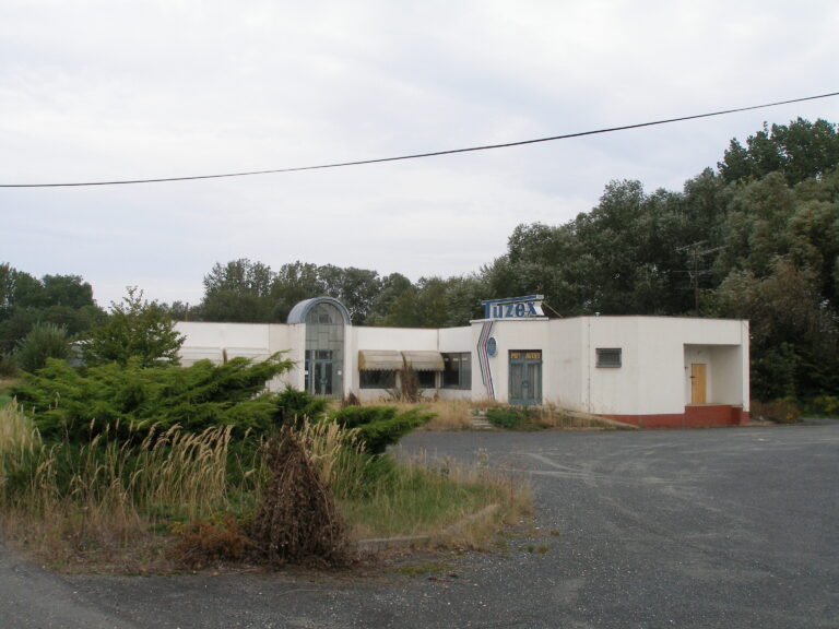 kourim 2006 09 16 tuzex1