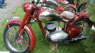 Máte doma starou motorku? Může mít velkou cenu, Jawa ze 30. let má hodnotu přes milion Kč