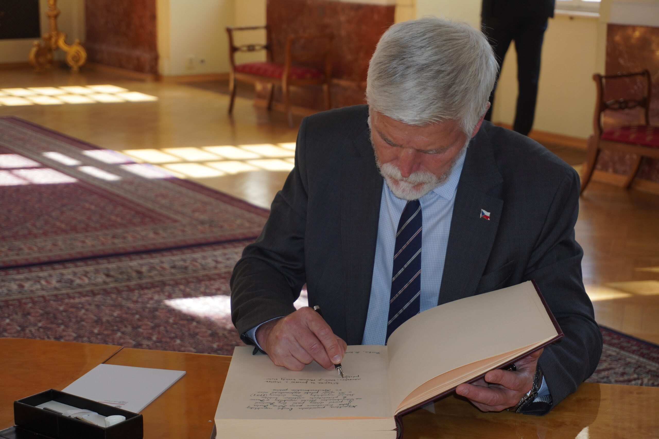 Kvíz: Myslíte si, že prezident rozhoduje víc, než by měl. Tento test Vám ukáže, jak je to doopravdy