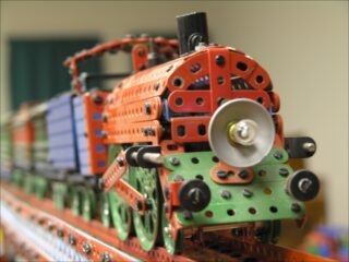 Hračky, které měly všechny děti před rokem 1989. Kdo nedá 6 z 10, už asi něco zapomněl