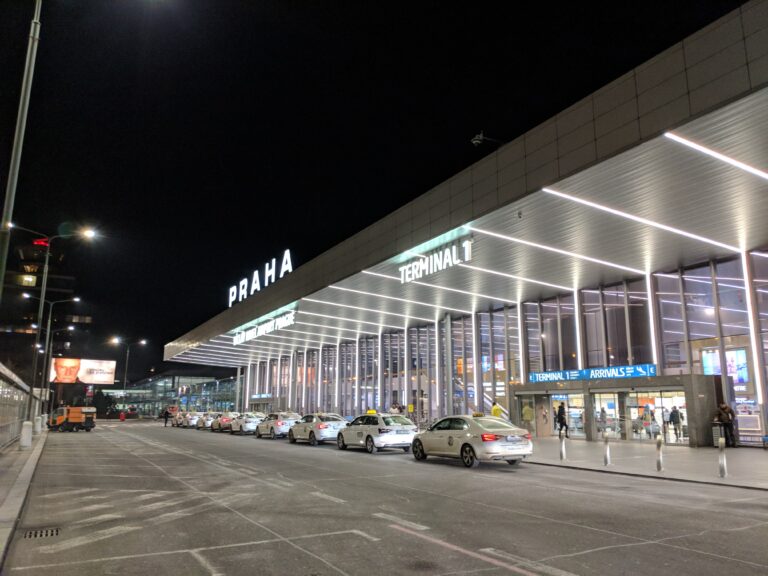 prague airport terminal 1 arrivals