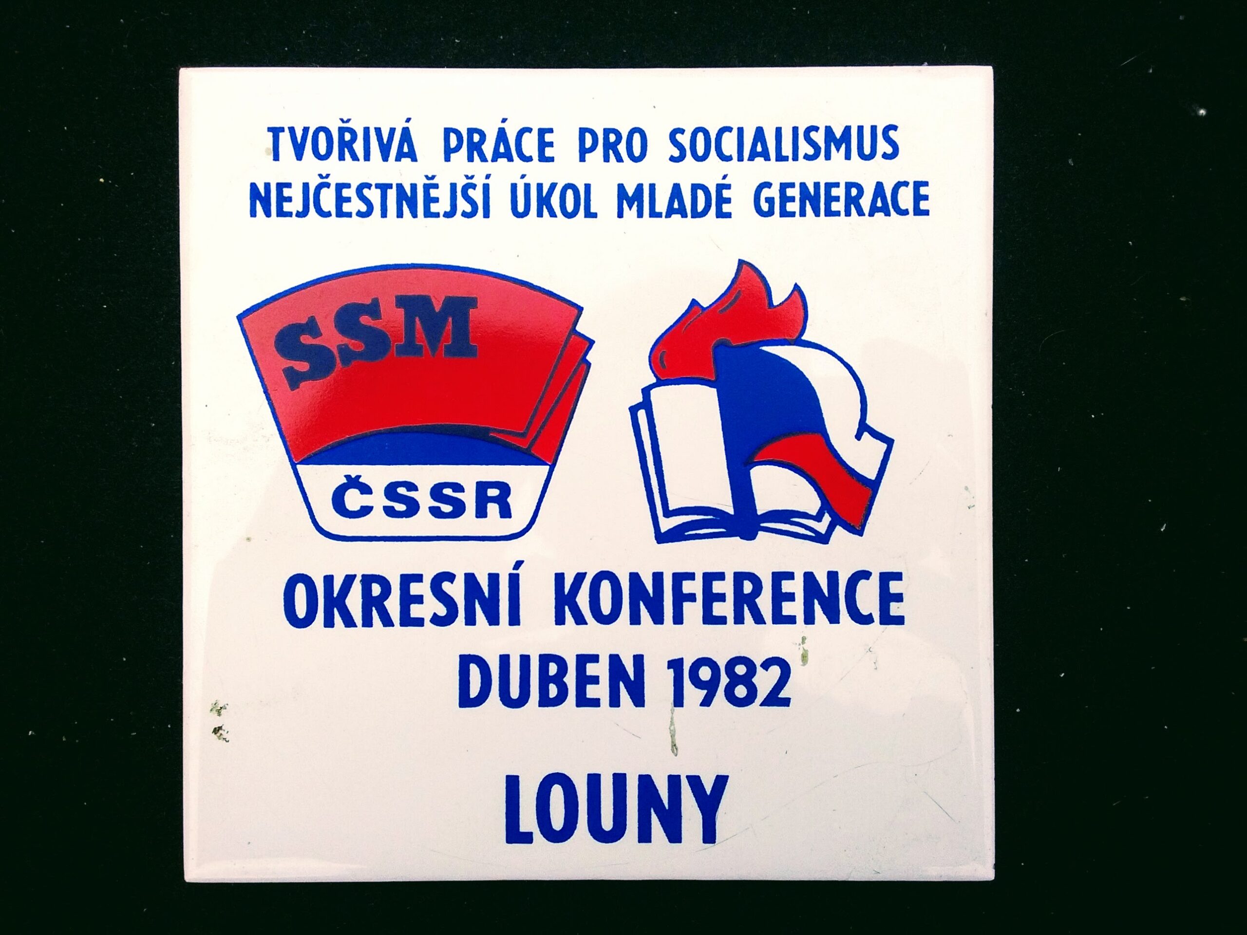 Organizace z dob socialismu, které formovaly každodenní život. Tenhle přehled zvládnou jen skuteční pamětníci