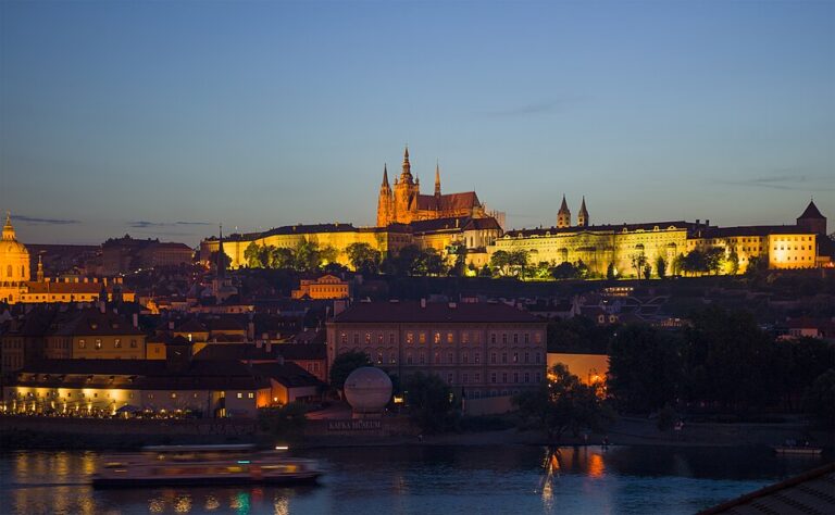 czech 2013 prague prague castle at dusk