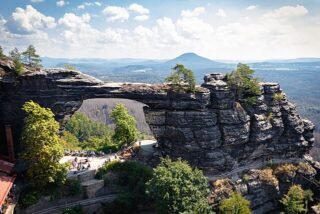 Prošli byste testem na české občanství bez přípravy? Některé otázky zaskočí i rodilé Čechy