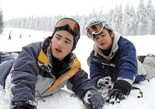 Rendy a Jáchym se vrací po 20 letech. Slavné hlášky ze Snowboarďáků dnes 8 z 10 Čechů poplete, patříte k nim?